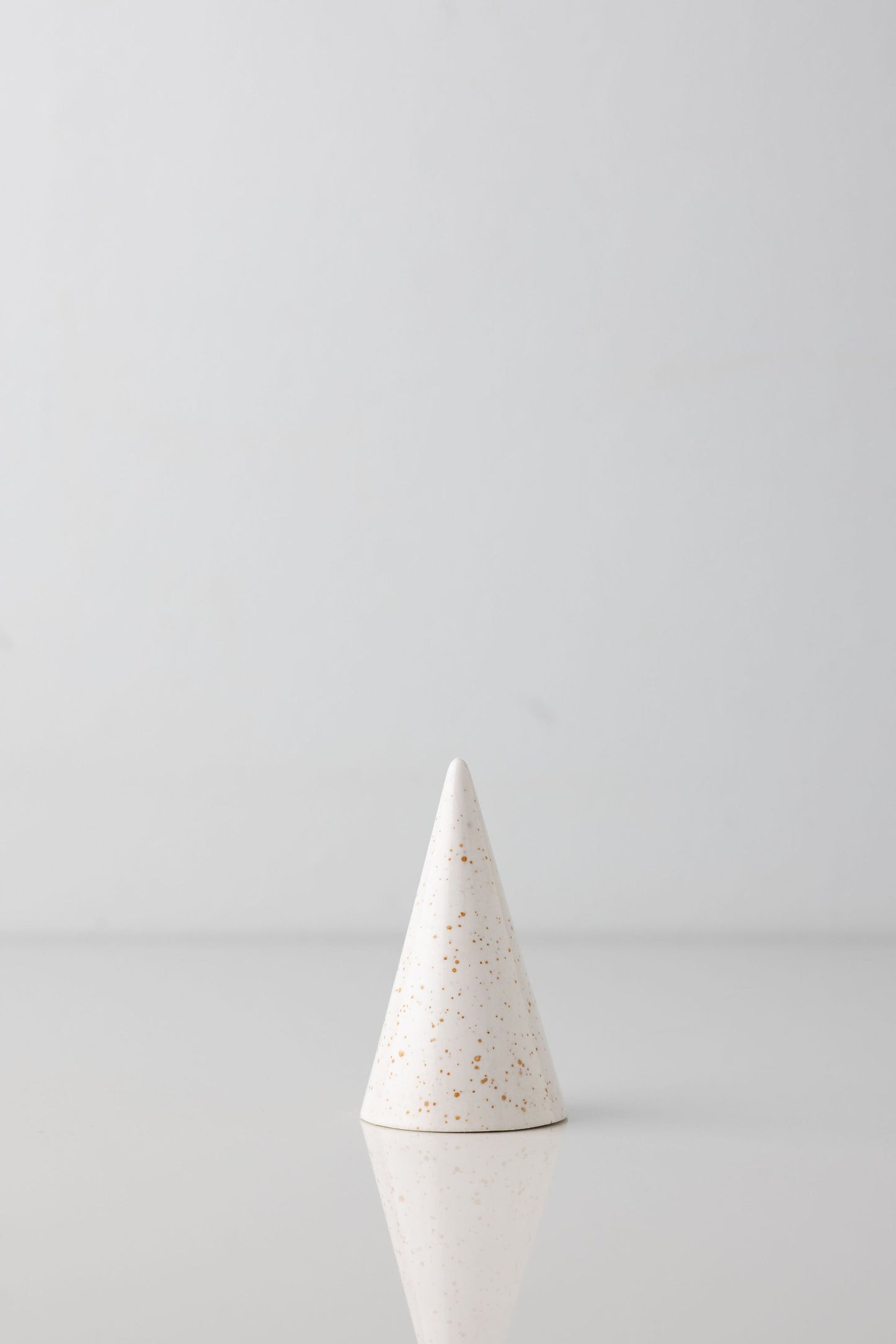 Ring Holder Oatmeal