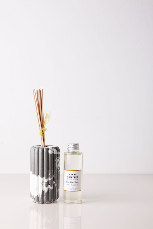 Diffuser Ornament Grey Marble Gold Leaf