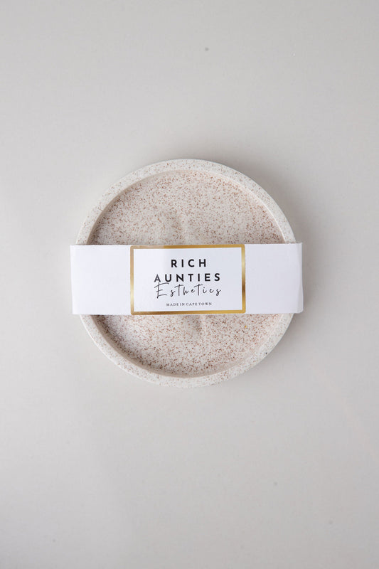 Pout Incense Holder Oatmeal